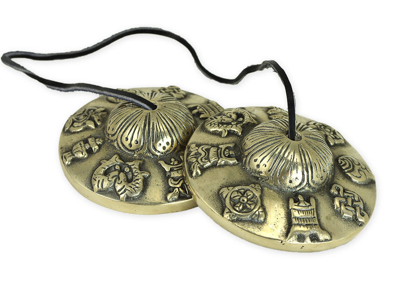Zimbeln mit 8 buddhistischen Glückssymbolen 7,5 cm, seitliche Ansicht